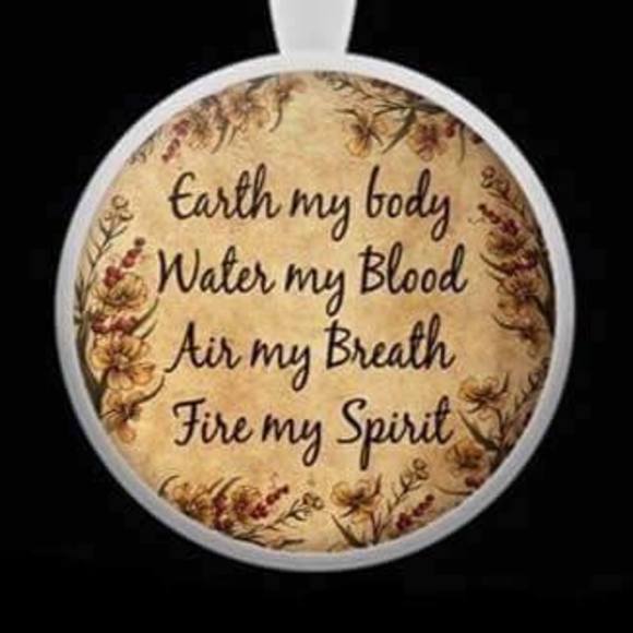 Meet your Posher, Katie - Picture 1 of 1